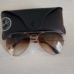 Ray-Ban Gold Aviator Sunglasses